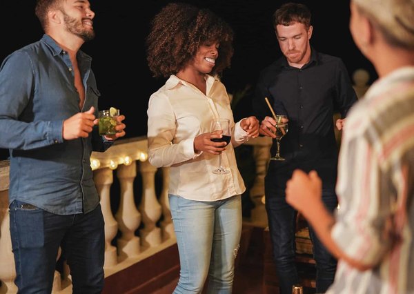 Est-il avantageux de suivre une formation spécialisée dans un type d'événement spécifique ?